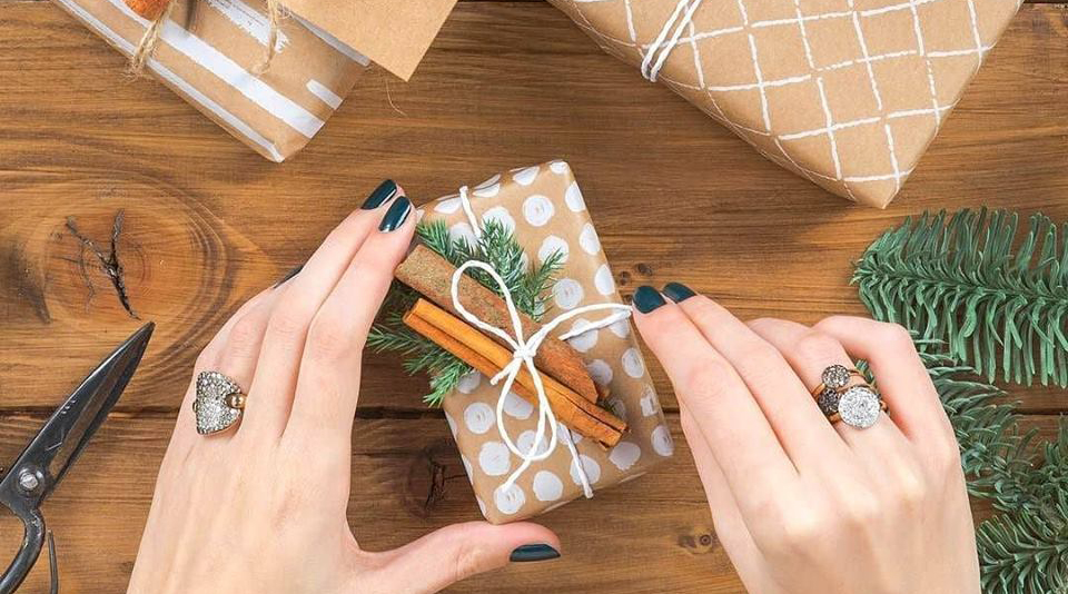 The Ultimate Jersey Shore Holiday Gift Guide for Everyone On Your List (Naughty or Nice!)