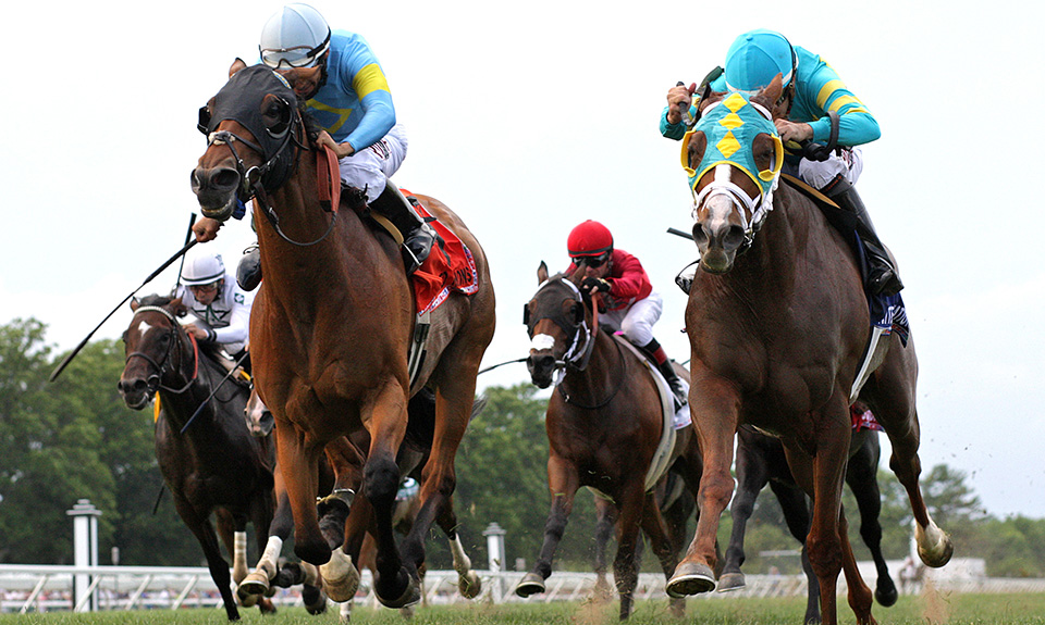 This Week at Monmouth Park: Cigar & Bourbon Pig Roast!